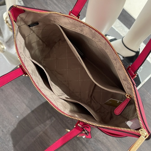 MICHAEL KORS Charlotte Large Leather Top-Zip Tote
Carmine Pink - Picture 10 of 16